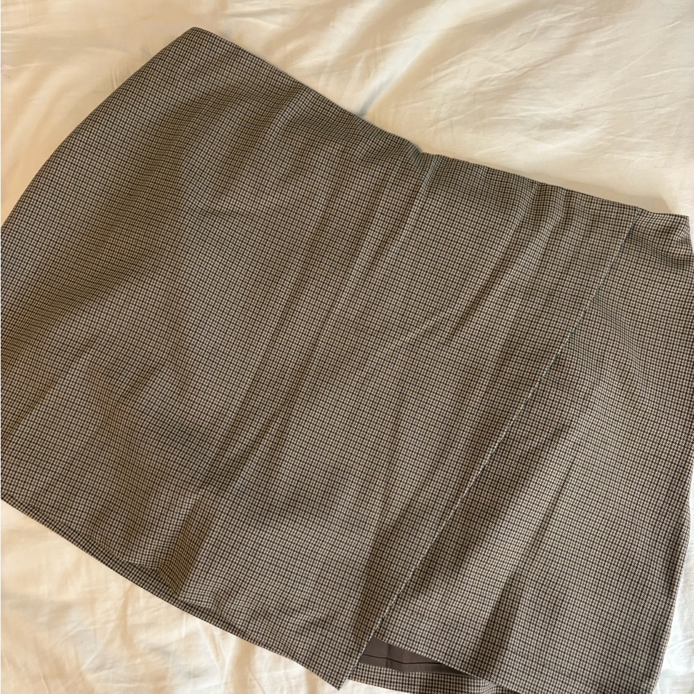 Abercrombie & Fitch plaid skort